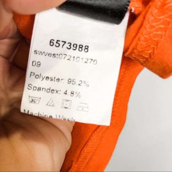 🦋🌙 SHEIN | Orange Criss Cross Strap Crop Top - Picture 5 of 10